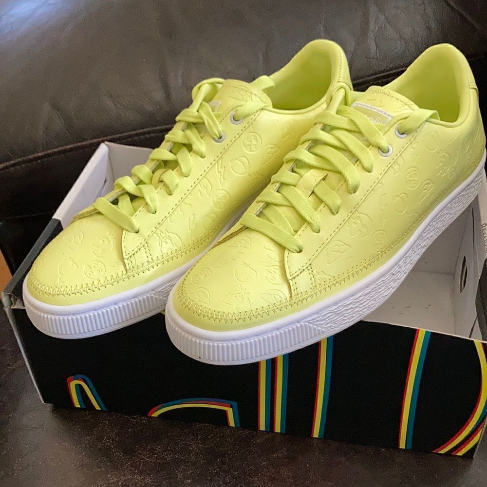 1 LEFT! Size 7 Puma x Emoji Collaboration
